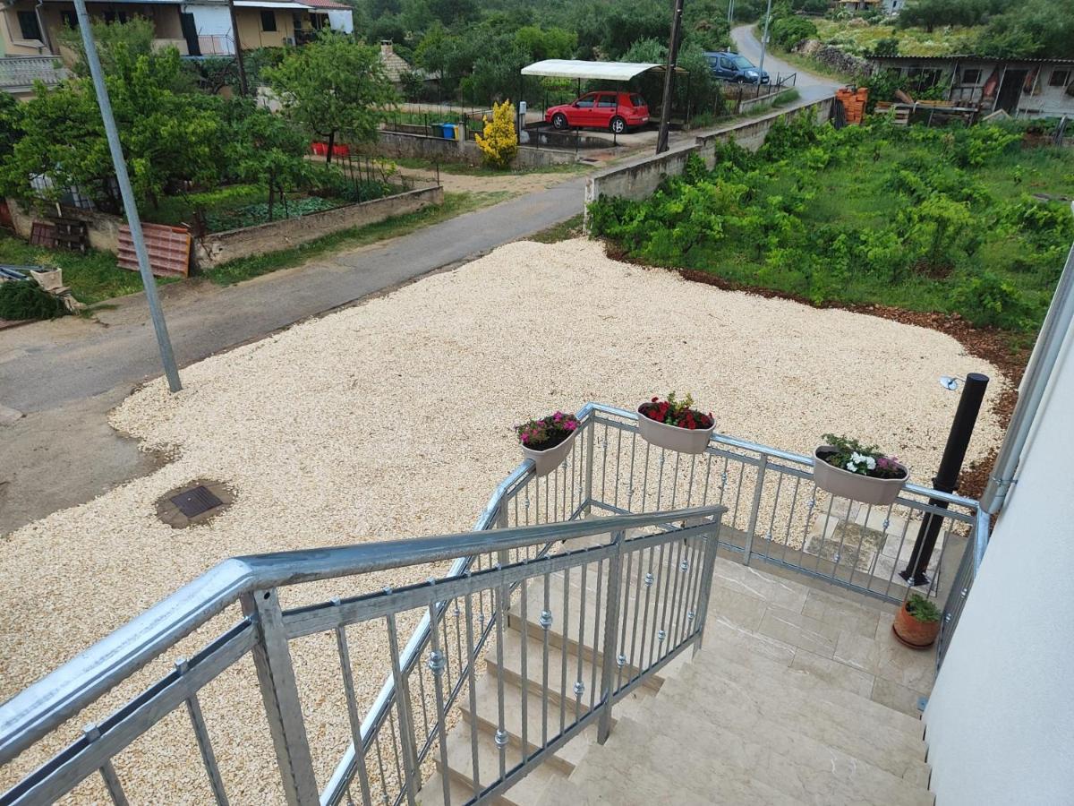 Apartman Lucia Bilice Exterior photo